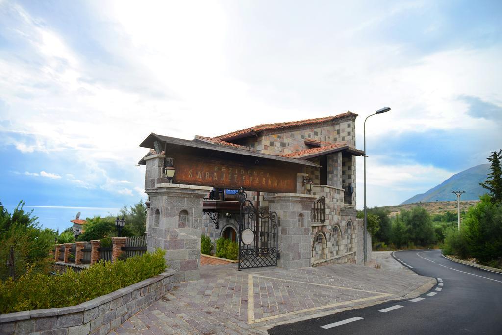 Hotel Sarajet E Pashait 1 Dhërmi Екстериор снимка