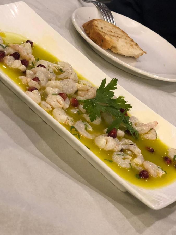 Hotel Sarajet E Pashait 1 Dhërmi Екстериор снимка
